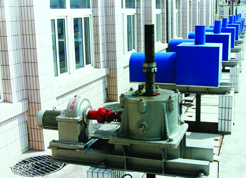 螺桿啟閉機(jī).jpg